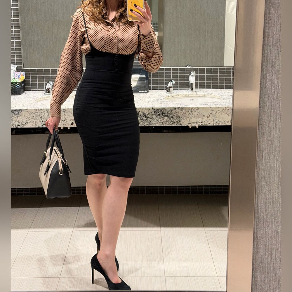 Structured Corset-Effect Black Pencil Dress – Size M